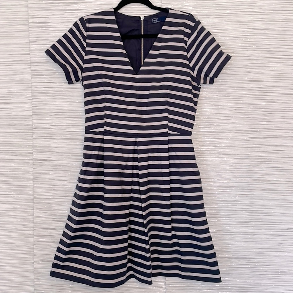 Structured Short Sleeved Striped Gap Dress